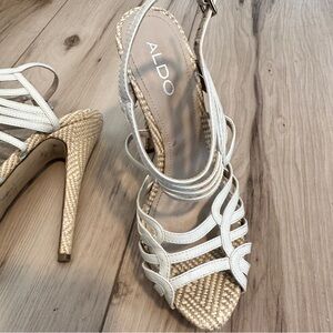 ALDO Lillian Platform Heels. 5 & 3/4” high. Beautiful Weaved base